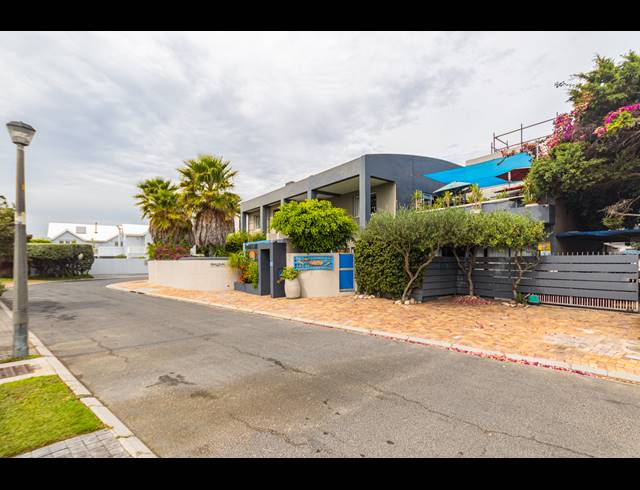 13 BEDROOM GUEST HOUSE FOR SALE IN SUNSET BEACH